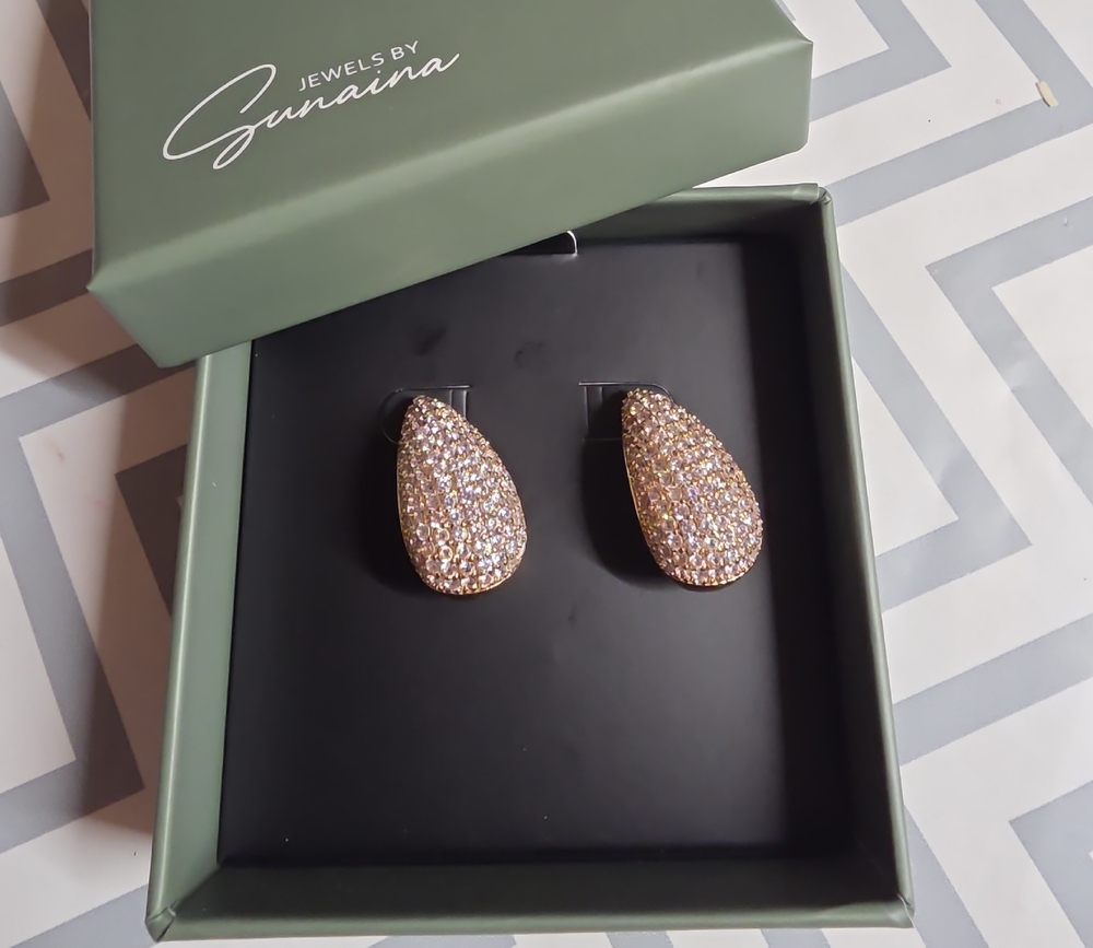 Gold Toned Teardrop Bling Elegant Earrings